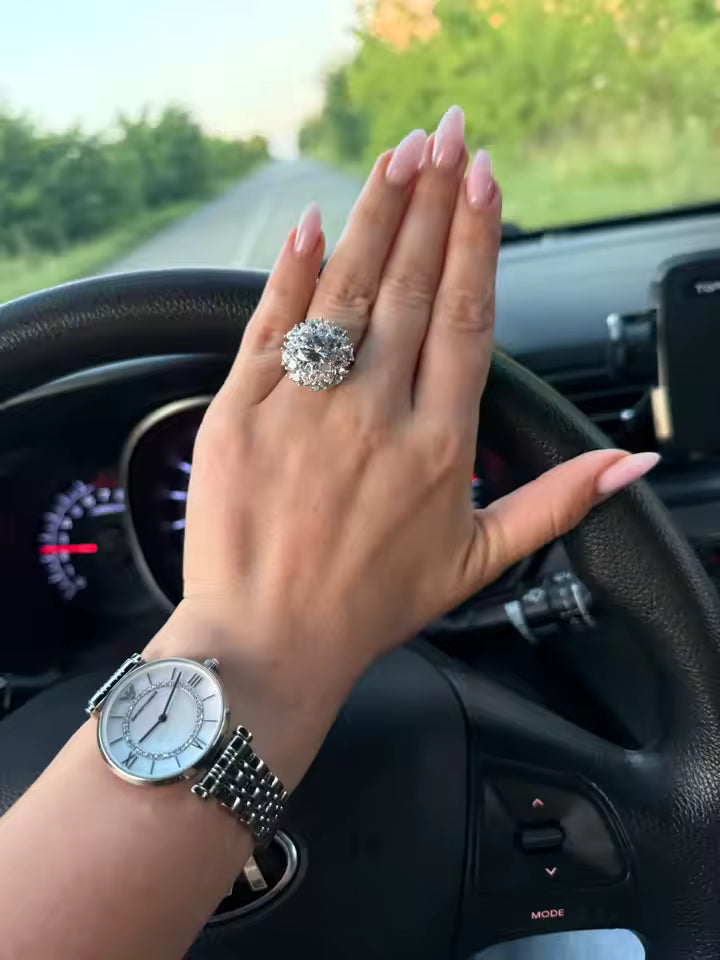 Product photo 1 from Olivia Carter