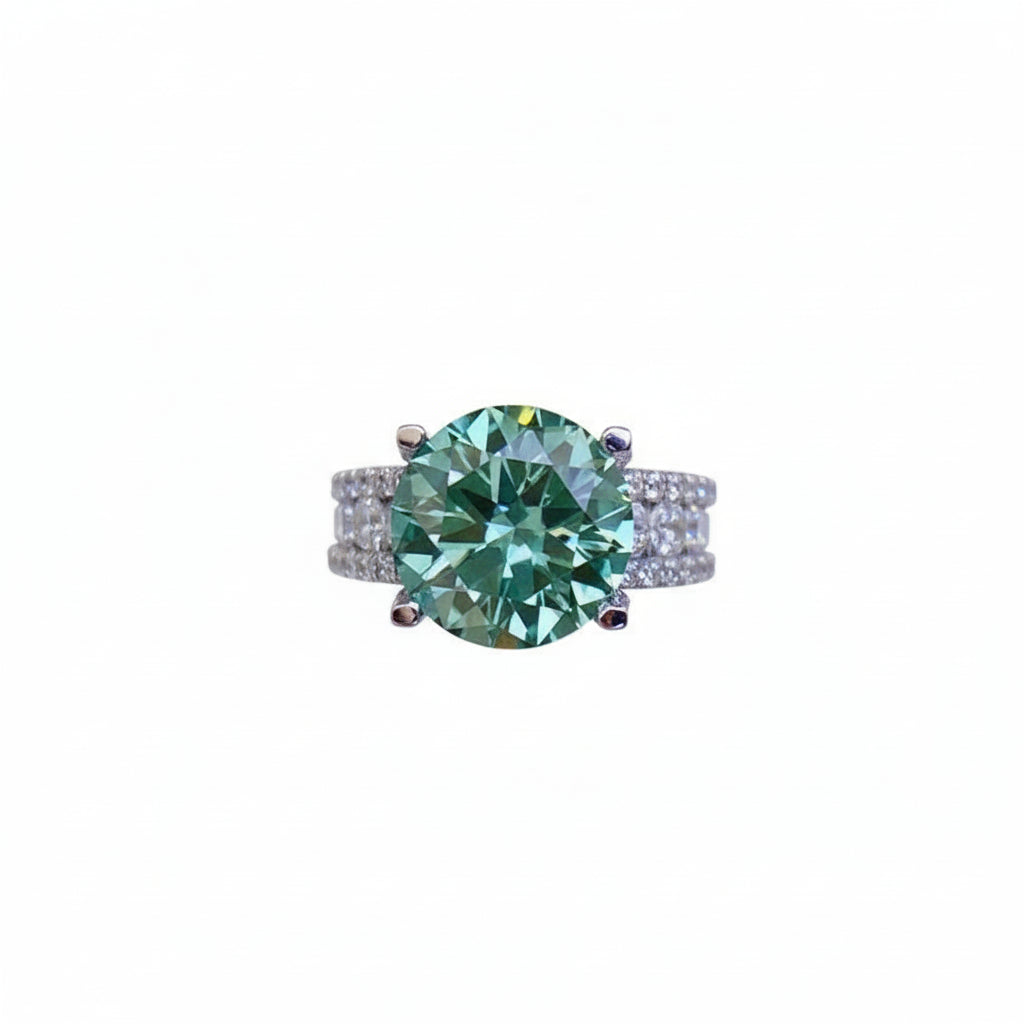 Radiant 2-Carat Moissanite Luxe Ring..